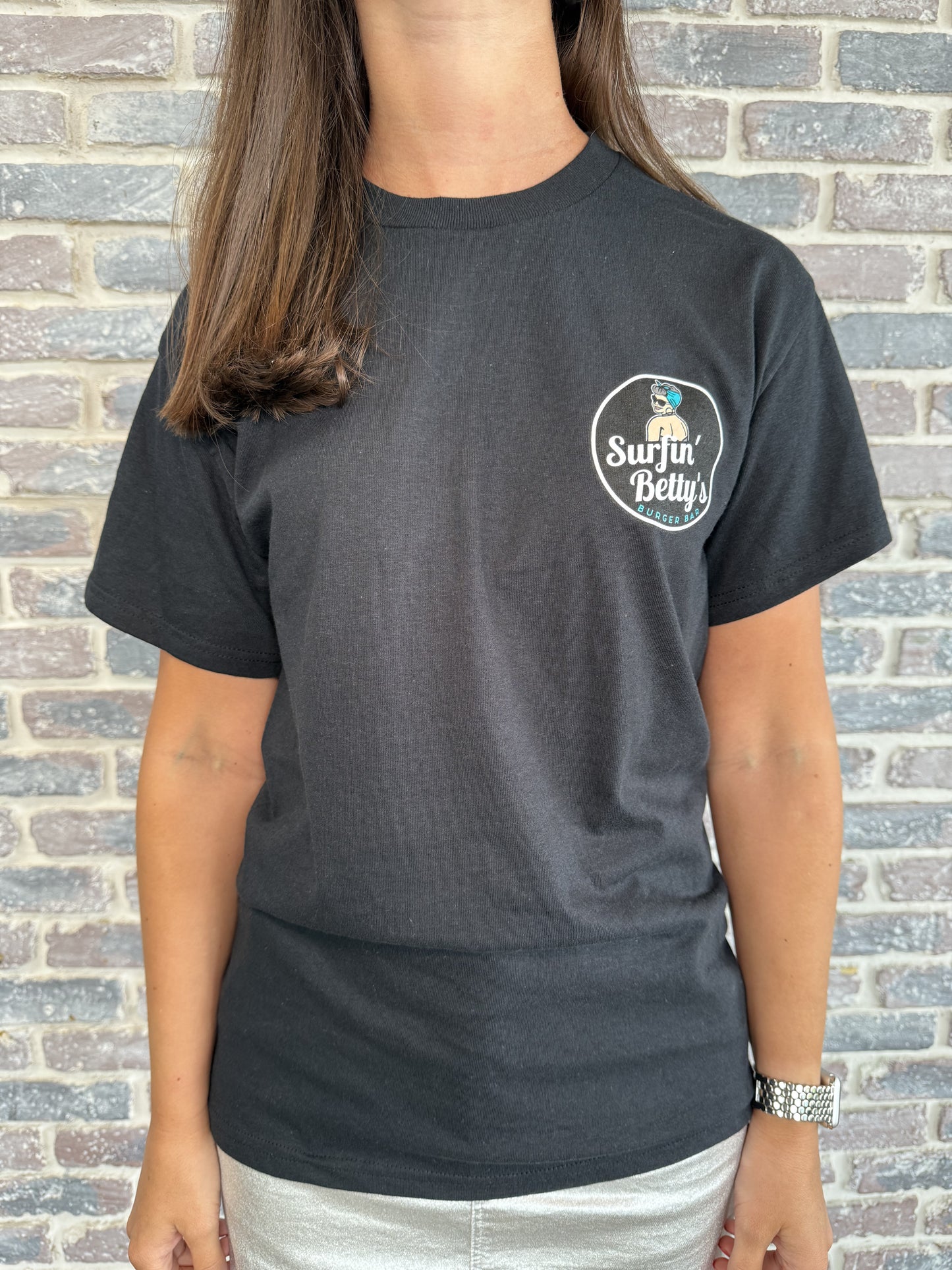 BETTYS ORIGINAL LOGO TEE