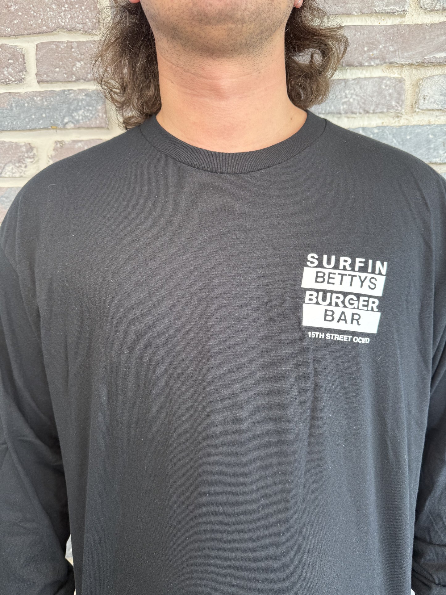 SMOKING BETTY LONG SLEEVE